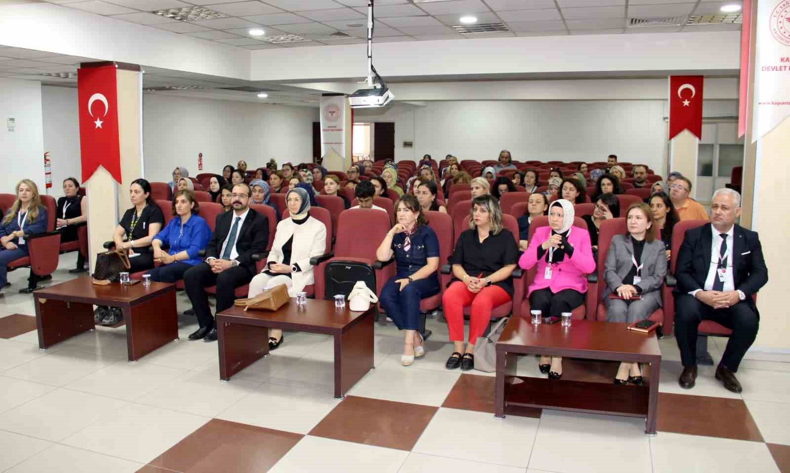 Kayseri Devlet Hastanesi’nde ‘Kritik Hastada Beslenme’ eğitimi
