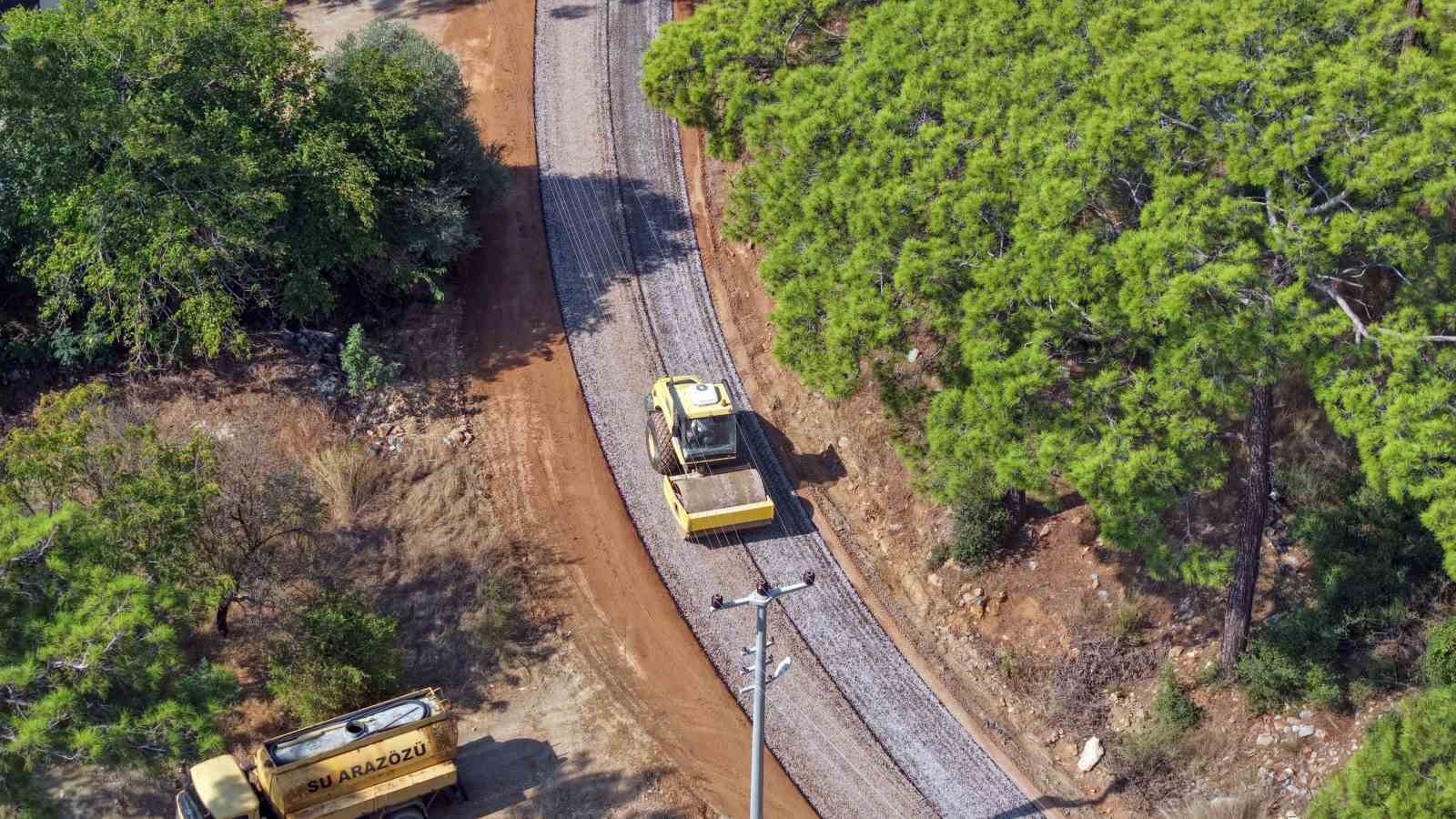 Keşefli Mahallesi’nde 2 kilometrelik yol asfaltla buluştu
