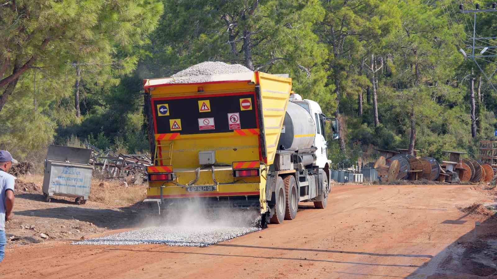 Keşefli Mahallesi’nde 2 kilometrelik yol asfaltla buluştu