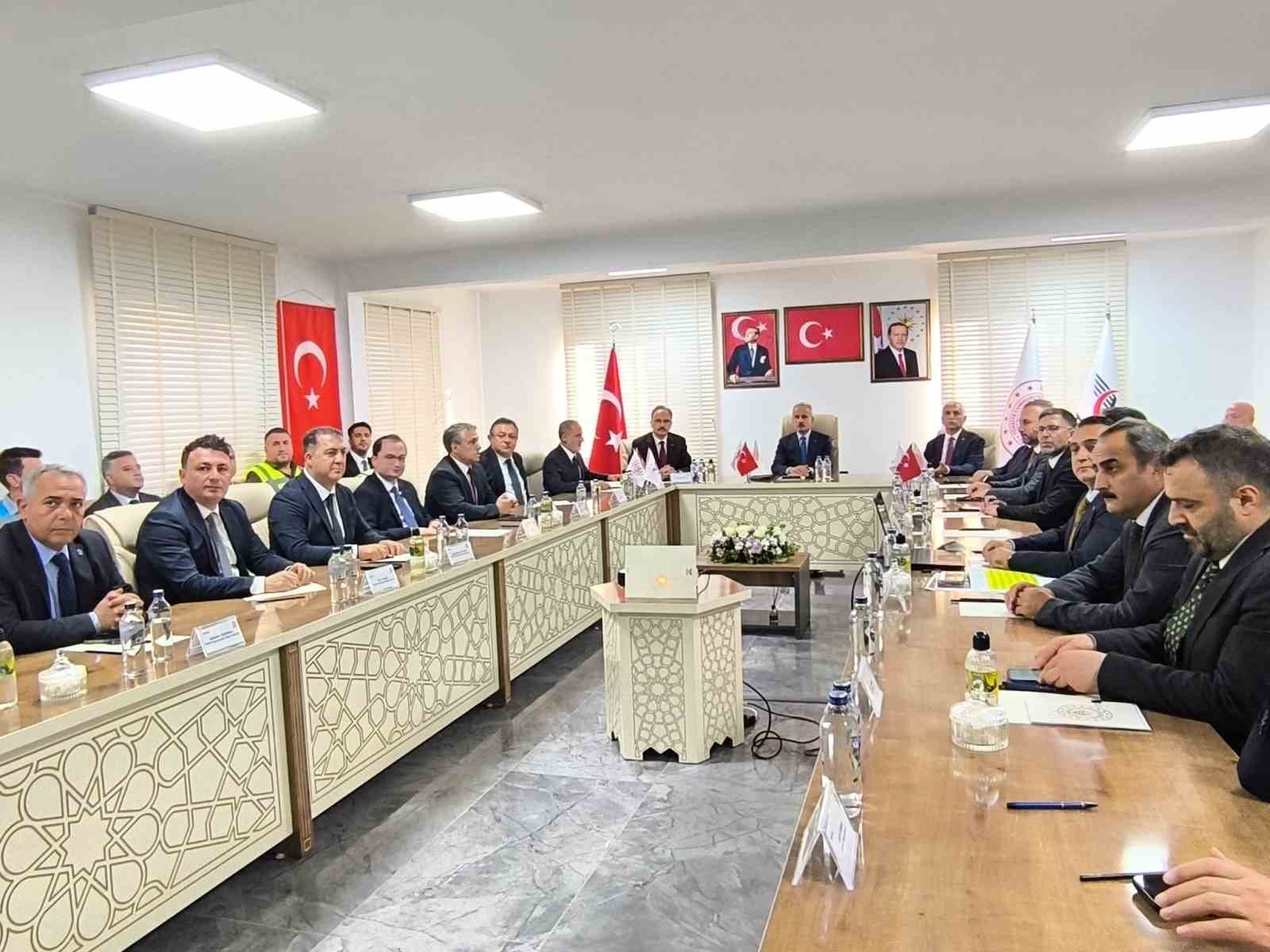 Siirt-Kurtalan demir yolu hattında fiziki gerçekleşme yüzde 30’u aştı: 2030 hedefine bir adım daha yaklaştı