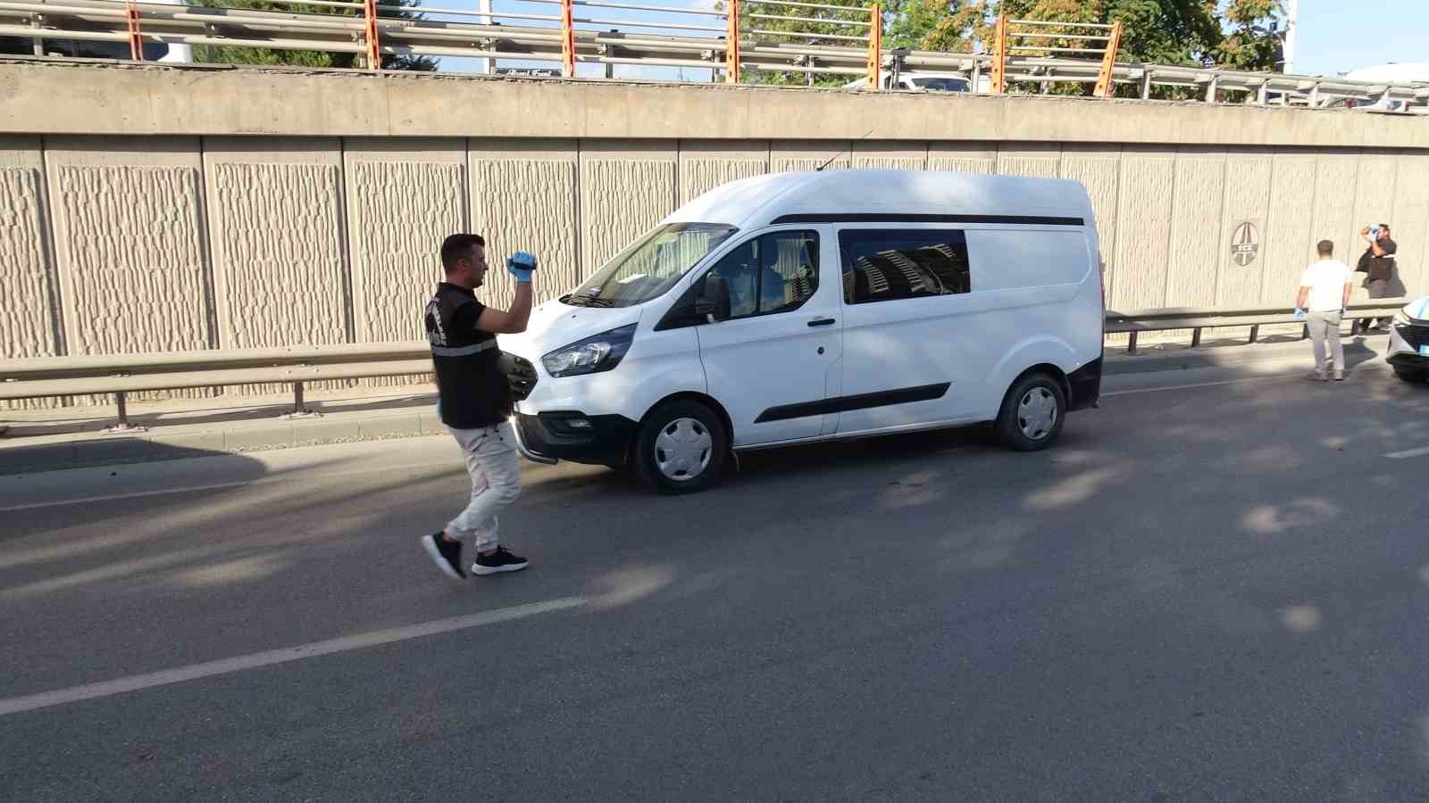 Malatya’da alt geçit korkuluklarından düşen şahıs ağır yaralandı
