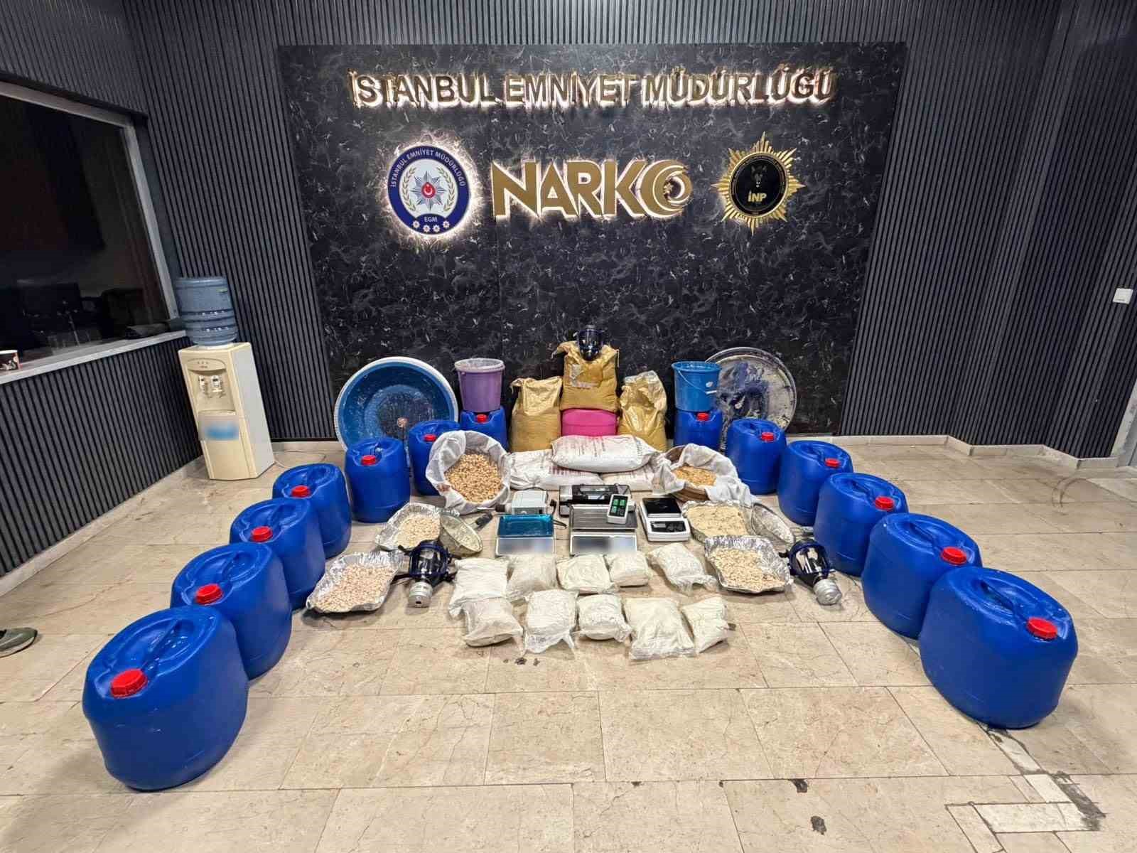 İstanbul’da uyuşturucu operasyonu: 8 gözaltı