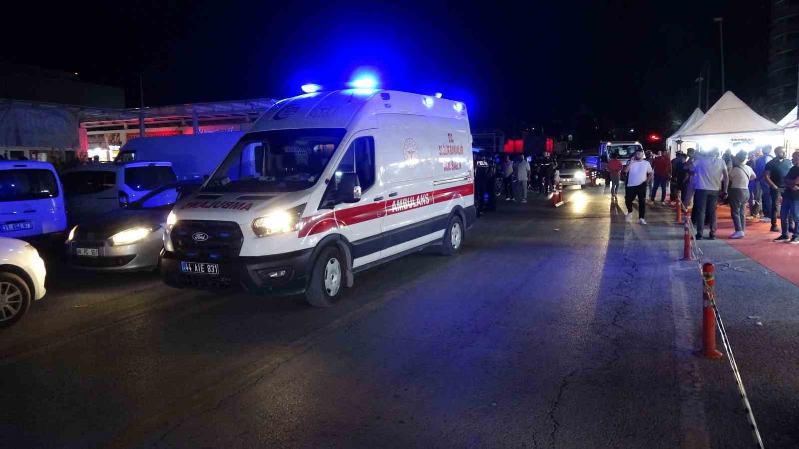 Malatya’da park yeri tartışması kanlı bitti: 4 yaralı