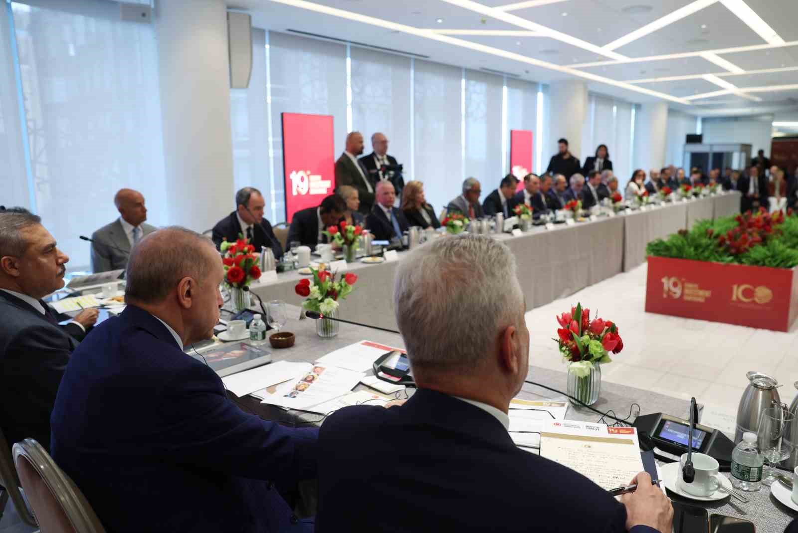 Cumhurbaşkanı Erdoğan, New York’ta iş adamlarıyla bir araya geldi