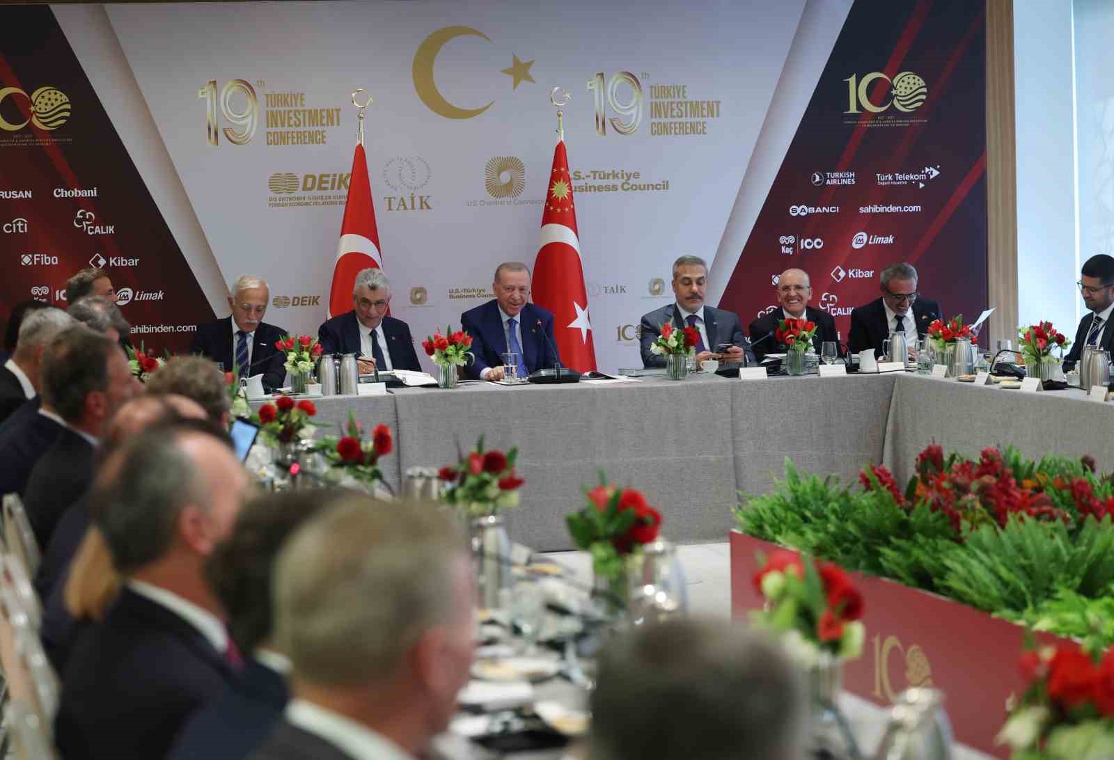 Cumhurbaşkanı Erdoğan, New York’ta iş adamlarıyla bir araya geldi