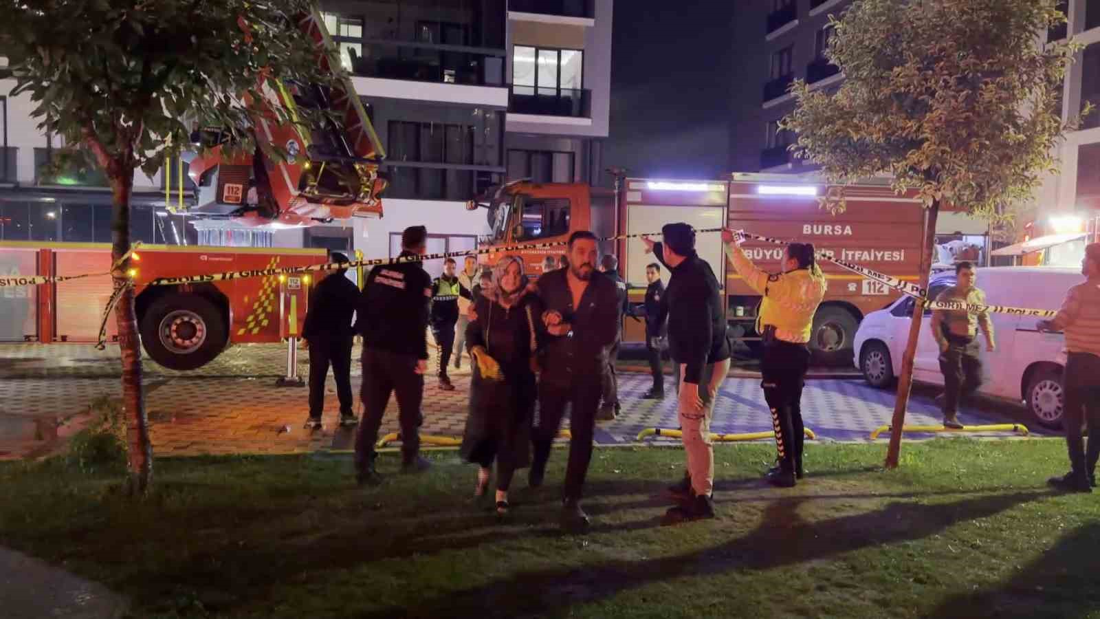 Bursa’da bina yangını: Mahsur kalan 19 kişi kurtarıldı
