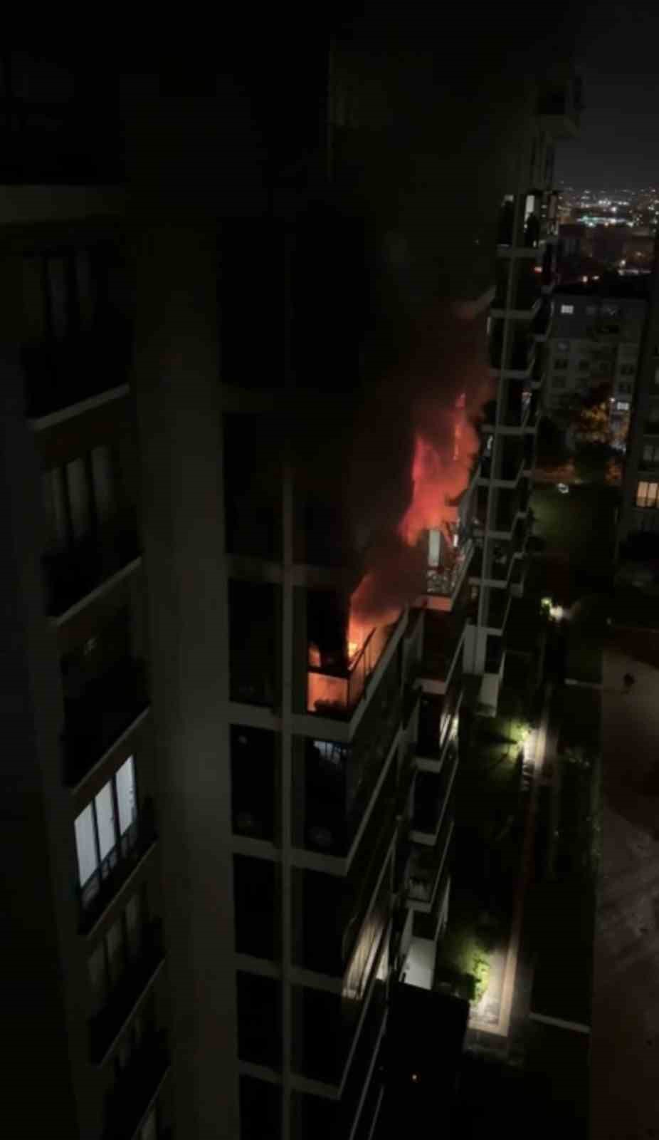 Bursa’da bina yangını: Mahsur kalan 19 kişi kurtarıldı