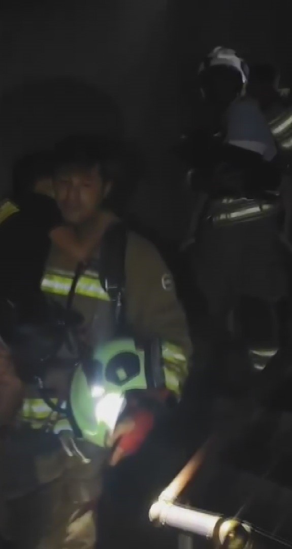 Arsuz’da ev yangını: 2’si çocuk 4 kişi dumandan etkilendi