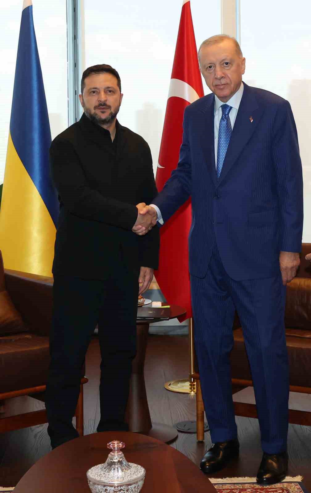 Cumhurbaşkanı Erdoğan, Ukrayna Başbakanı Zelenskiy’i kabul etti