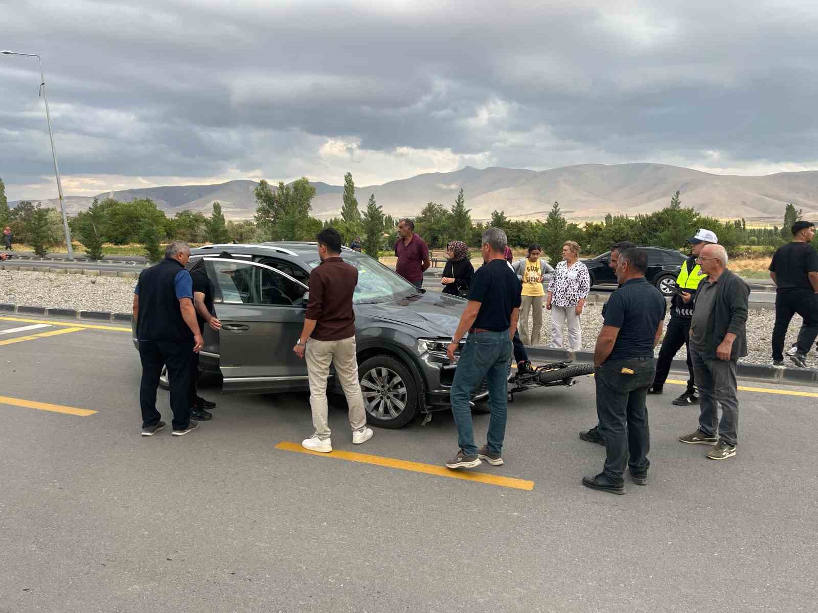 Niğde’de otomobil ile elektrikli bisiklet çarpıştı: 1 yaralı