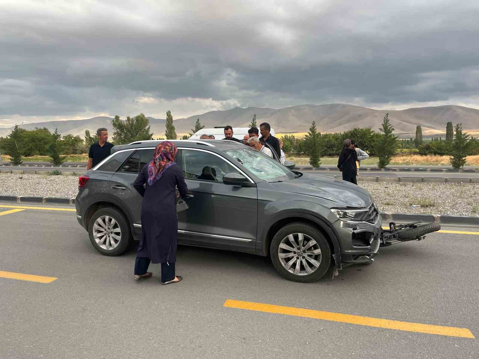 Niğde’de otomobil ile elektrikli bisiklet çarpıştı: 1 yaralı
