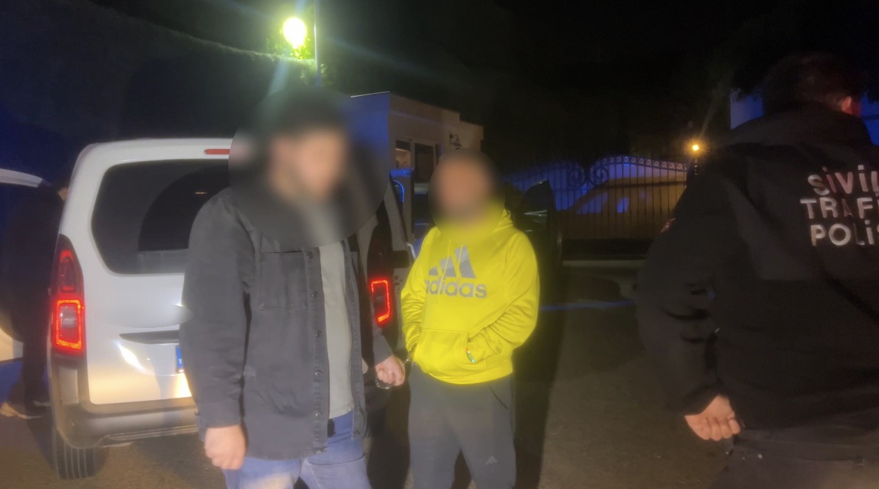 Polisin ne ’dur’ ihtarına ne de uyarı ateşine aldırmadı: 40 kilometre kaçtı, alkollü çıktı