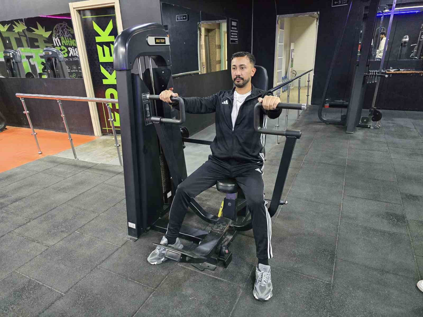 Hayata sporla tutundu: 8 ay tavanı izledi ama spor aşkından vazgeçmedi