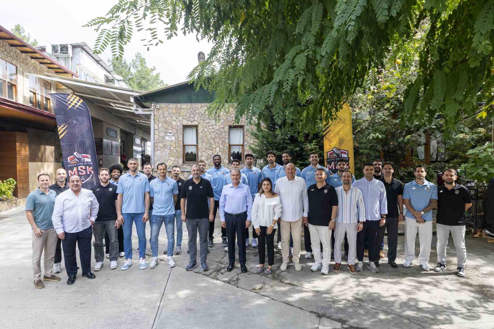 Başkan Seçer, MSK Erkek Basketbol Takımı ile buluştu
