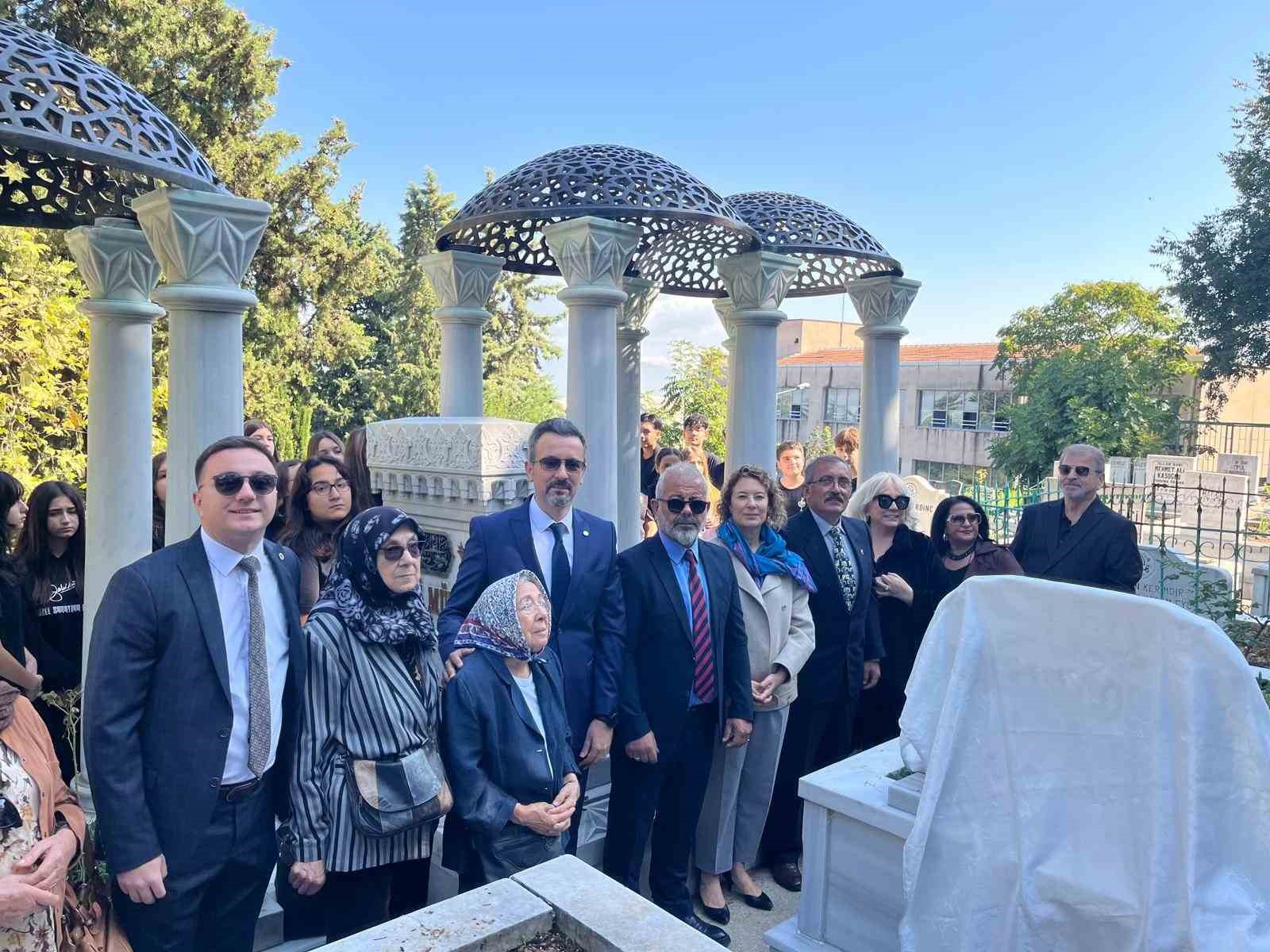 Zeki Müren vefatının 30’uncu yılında Bursa’da anıldı