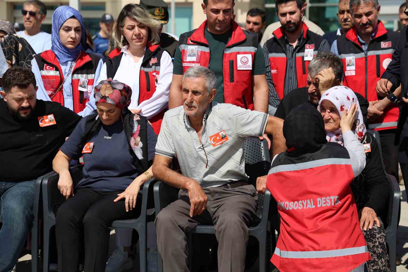 Kalp krizi geçirerek şehit olan Uzman Çavuş Sevim’in naaşı Elazığ’a getirildi