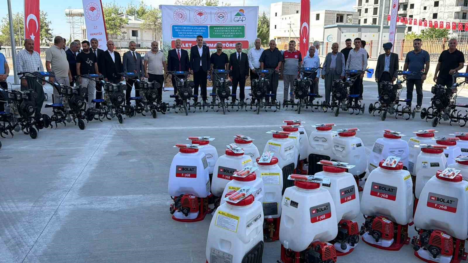 Adıyaman’da çiftçilere tarım alet ve ekipmanı desteği