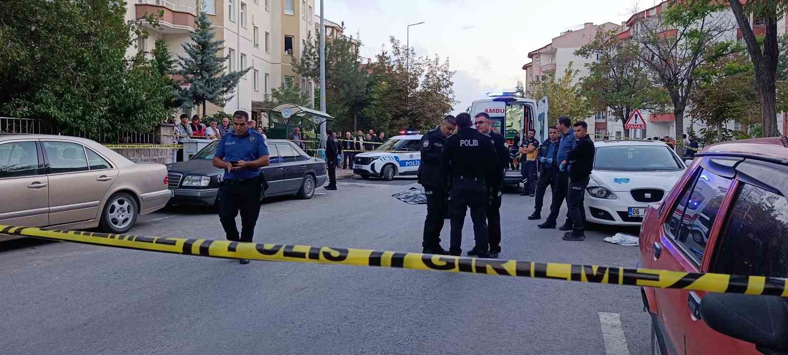 Bisikletiyle halk otobüsünün altında kalan çocuk hayatını kaybetti