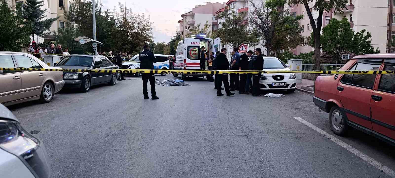 Bisikletiyle halk otobüsünün altında kalan çocuk hayatını kaybetti