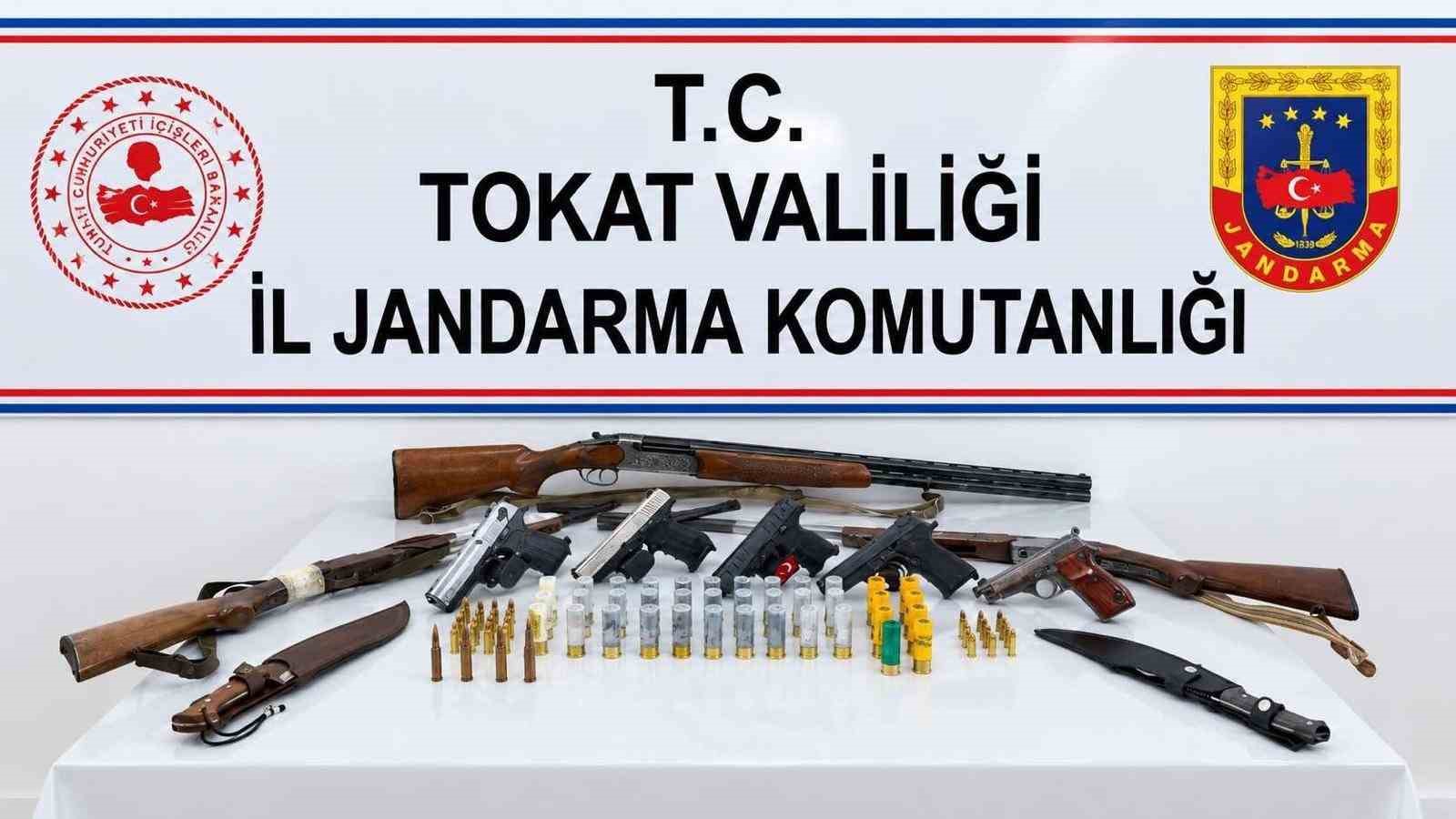 Tokat’ta 11 adrese eş zamanlı silah operasyonu: 11 gözaltı