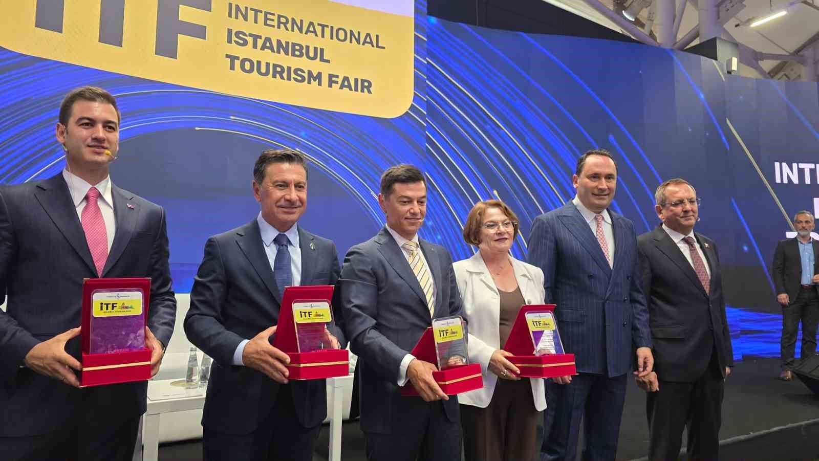 Başkan Gençay, fuarda Didim’i anlattı