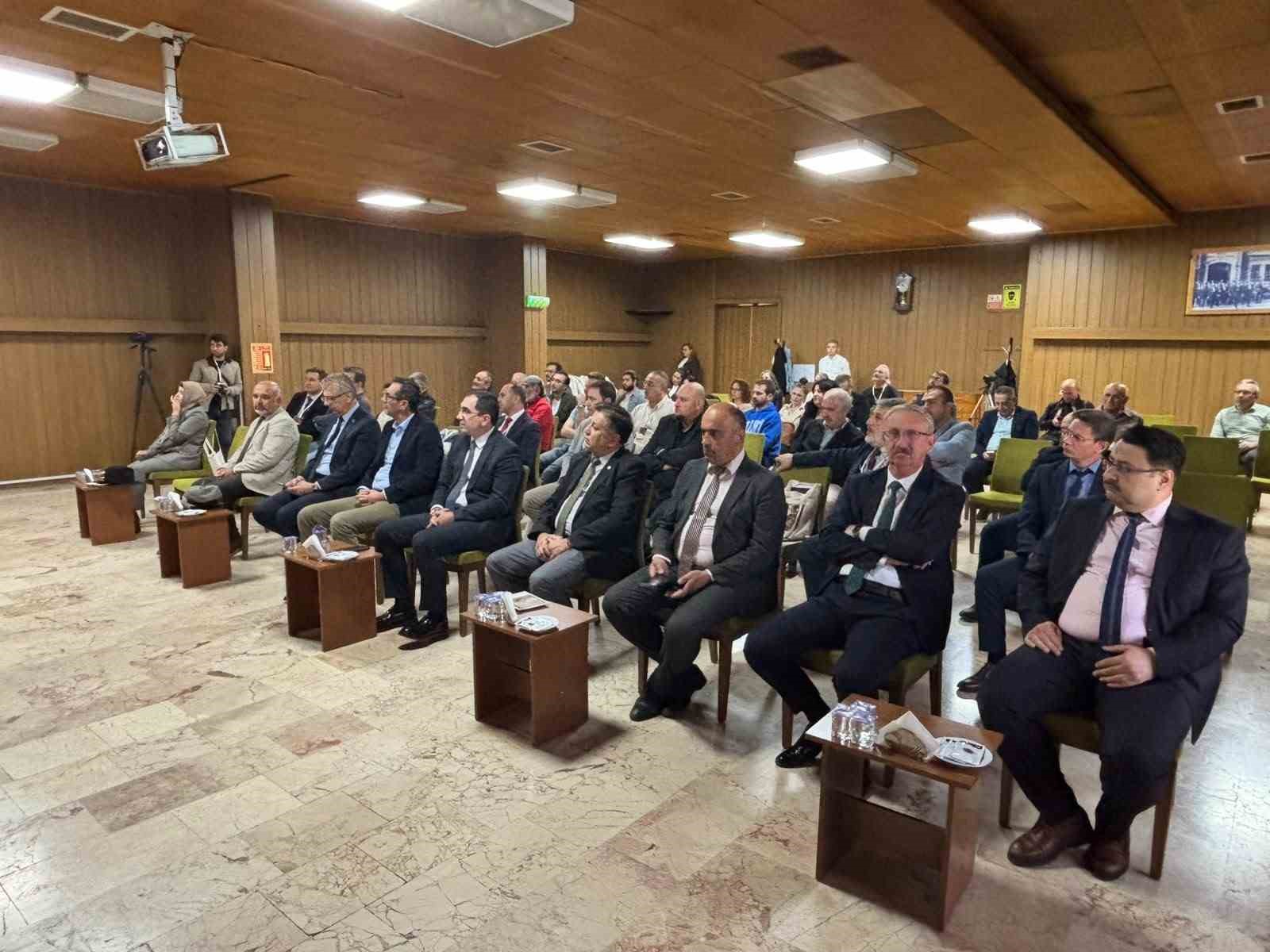Tavşanlı’nın maden tarihi ve arkeolojik mirası masaya yatırılıyor