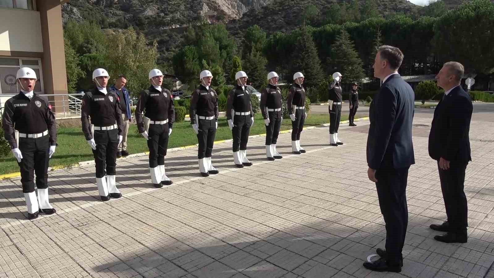 Amasya’nın yeni Emniyet Müdürü Ali Erkan Aktaşgül göreve başladı