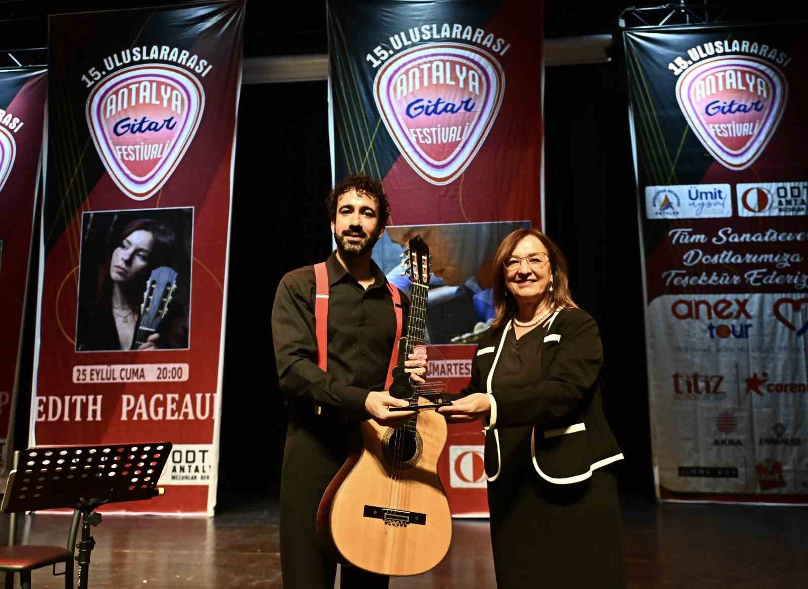 Uluslararası Antalya Gitar Festivali 15’inci kez kapılarını açtı