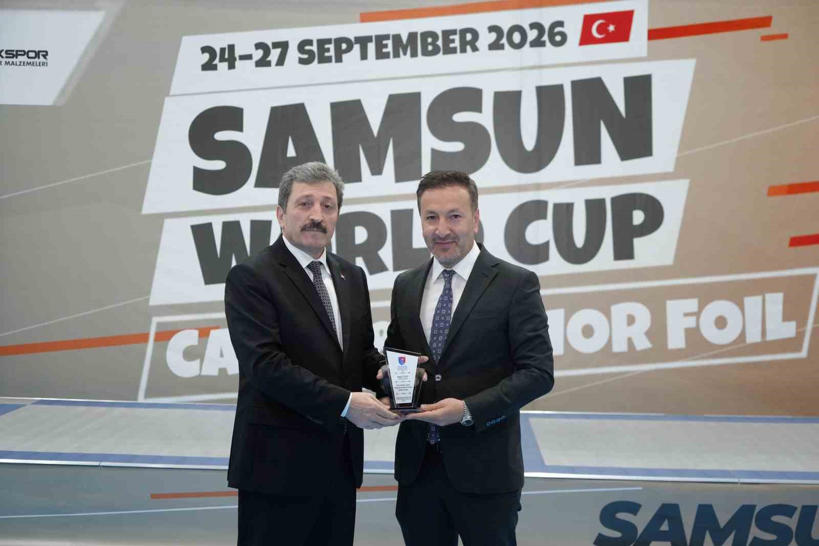 Yıldızlar ve Gençler Flöre Dünya Kupası açılış seremonisi yapıldı
