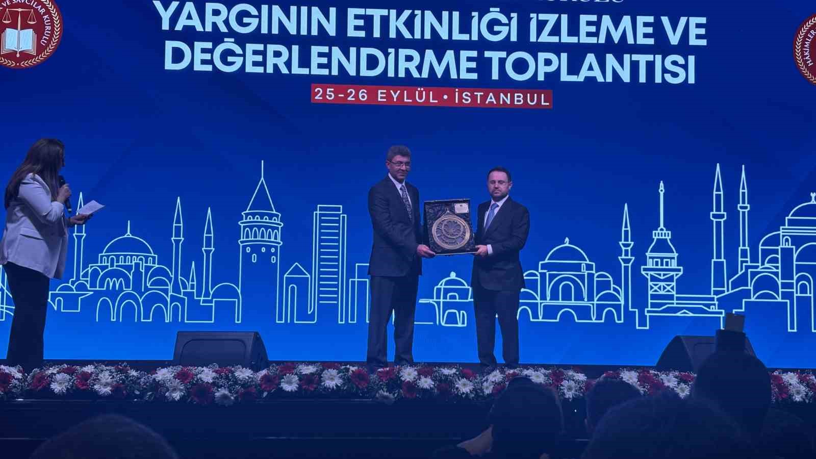 Adalet Bakanı Akın Gürlek: "Her dosyanın ardında adalet bekleyen bir insan var"