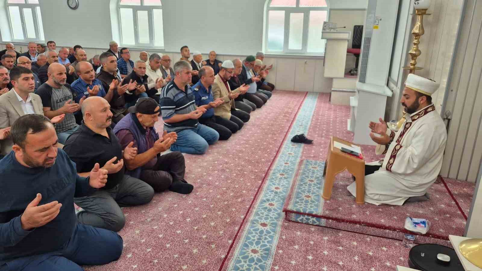 Alaçam’da Ahilik Haftası’nda ahi pilavı ikramı
