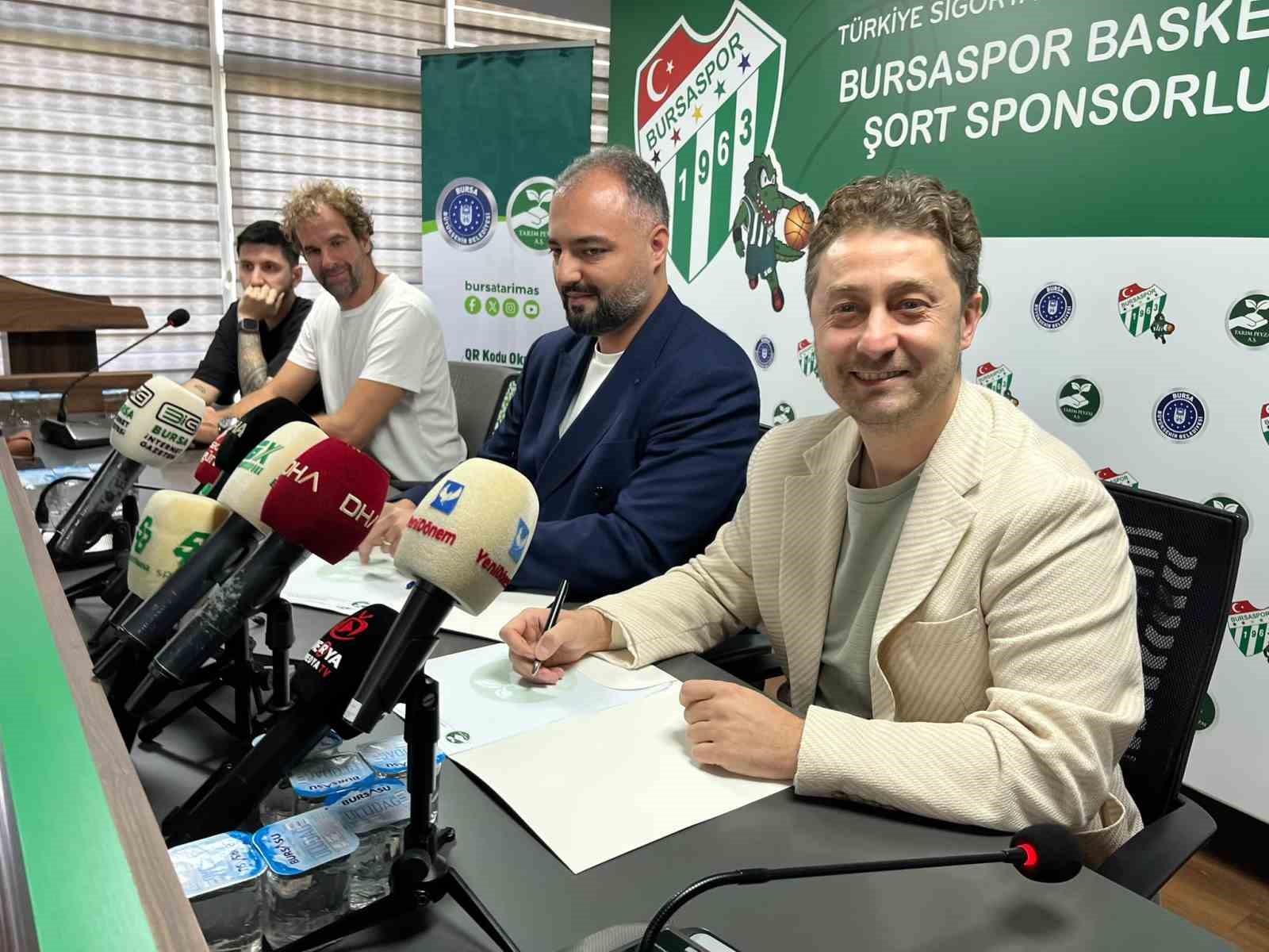 Bursaspor Basketbol’a şort ve tribün isim sponsorluğu desteği