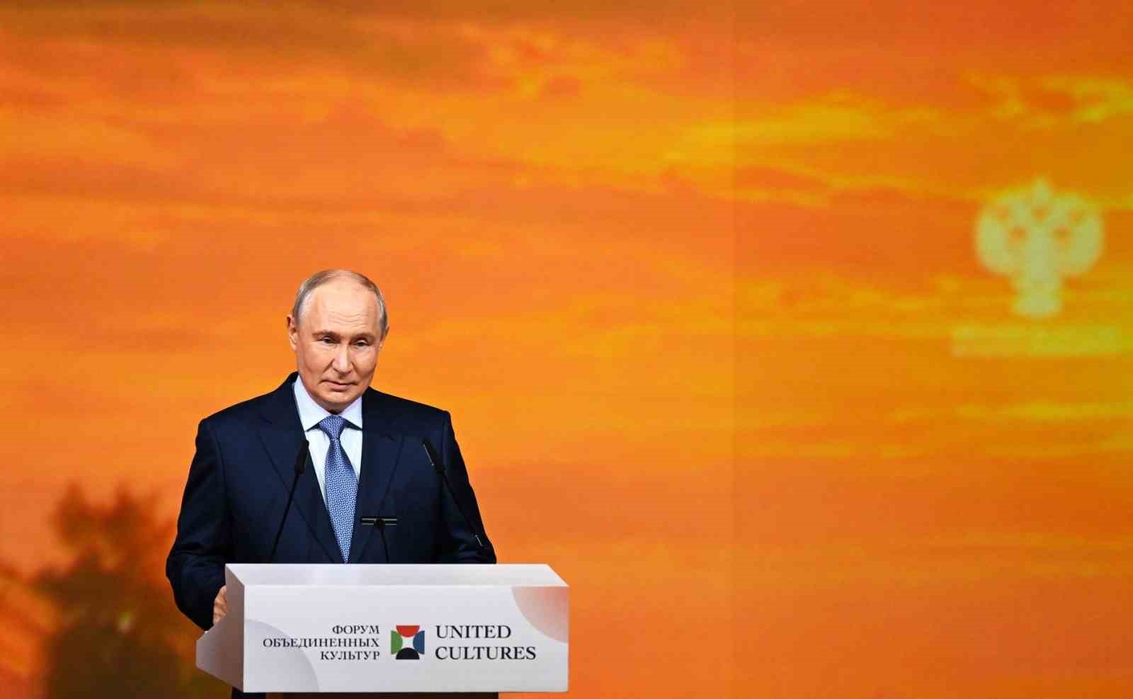 Putin: "Ukrayna, Rusya seçimlerine saldırmasaydı, seçimlerin ardından müzakerelere başlamayı planlıyorduk"