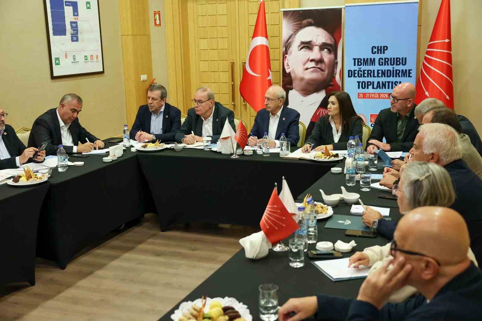 Kılıçdaroğlu, Bolu’da TBMM Grubu Yönetim Kurulu toplantısına başkanlık etti
