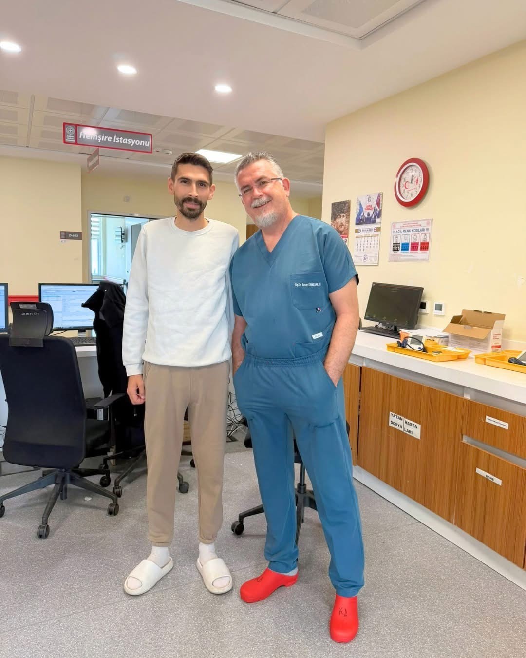 Karnındaki 13 santimetrelik kitle başarıyla çıkarıldı: Hasta sağlığına kavuştu