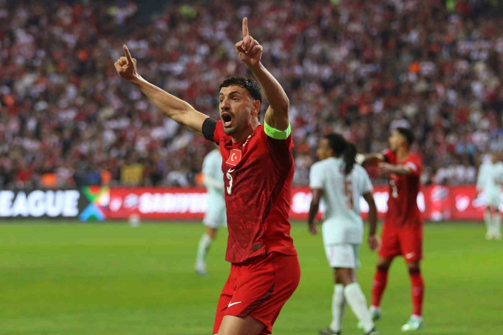 UEFA Uluslar Ligi: Türkiye: 0 - Fransa: 0 (İlk yarı)