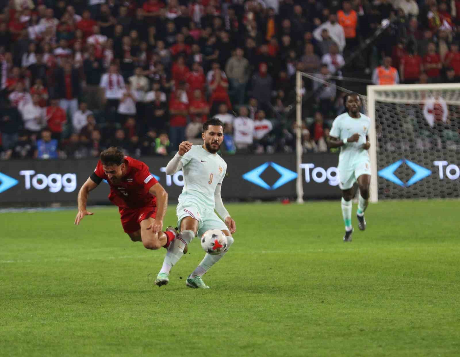 UEFA Uluslar Ligi: Türkiye: 0 - Fransa: 0 (İlk yarı)