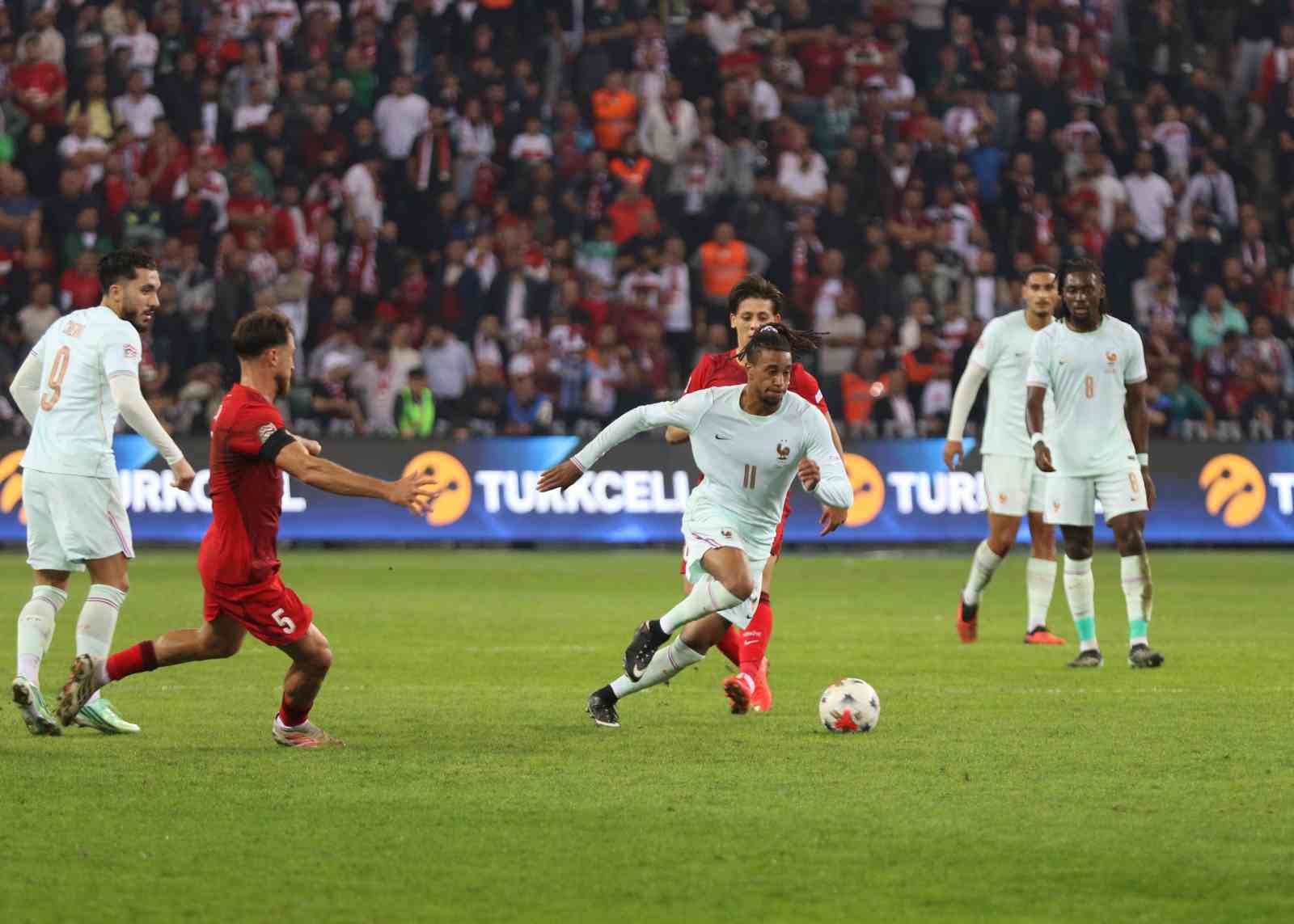 UEFA Uluslar Ligi: Türkiye: 0 - Fransa: 0 (İlk yarı)