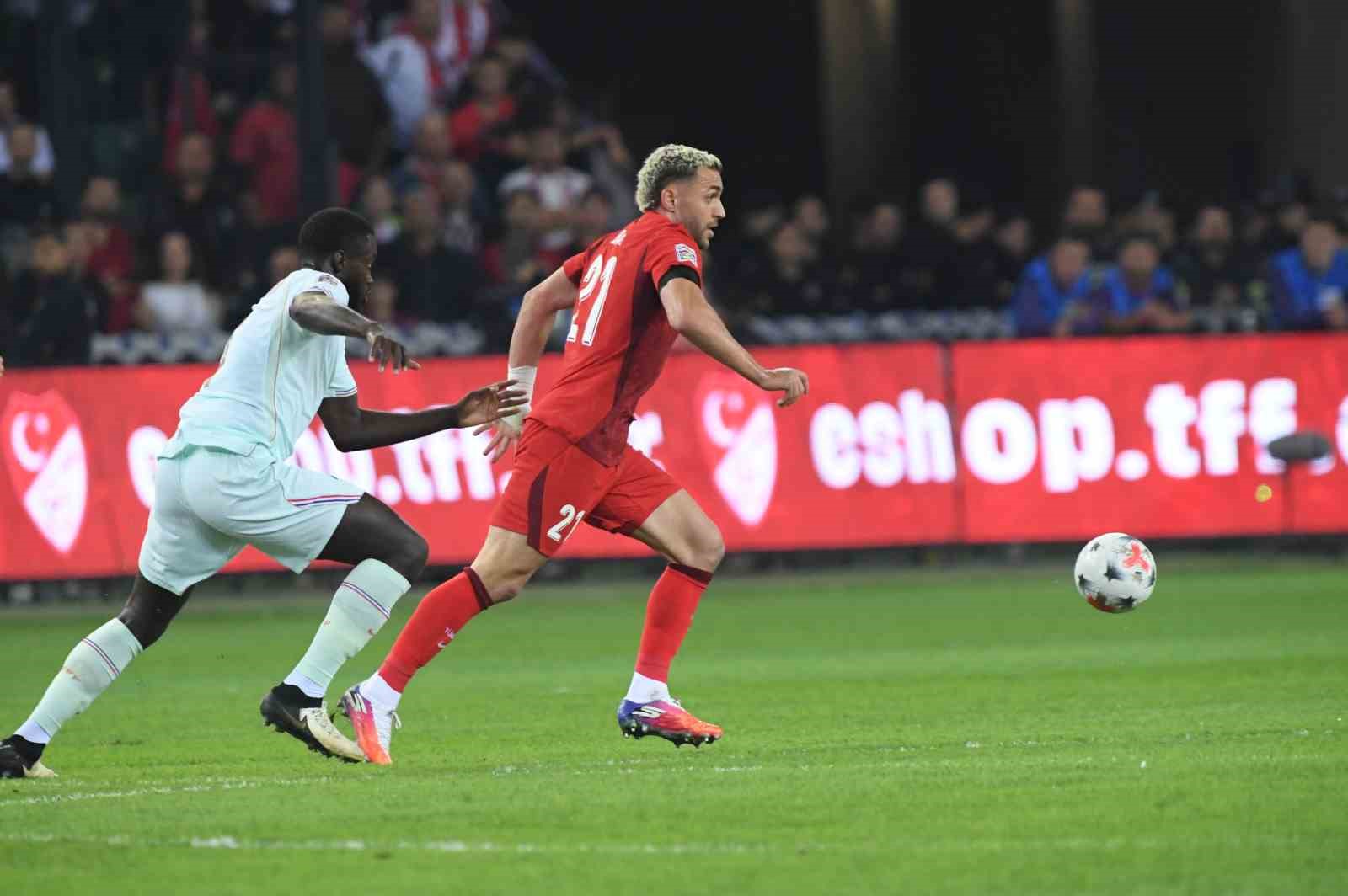 UEFA Uluslar Ligi: Türkiye: 0 - Fransa: 0 (İlk yarı)