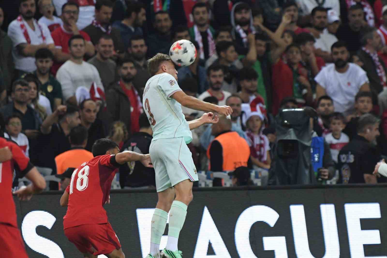 UEFA Uluslar Ligi: Türkiye: 0 - Fransa: 0 (İlk yarı)