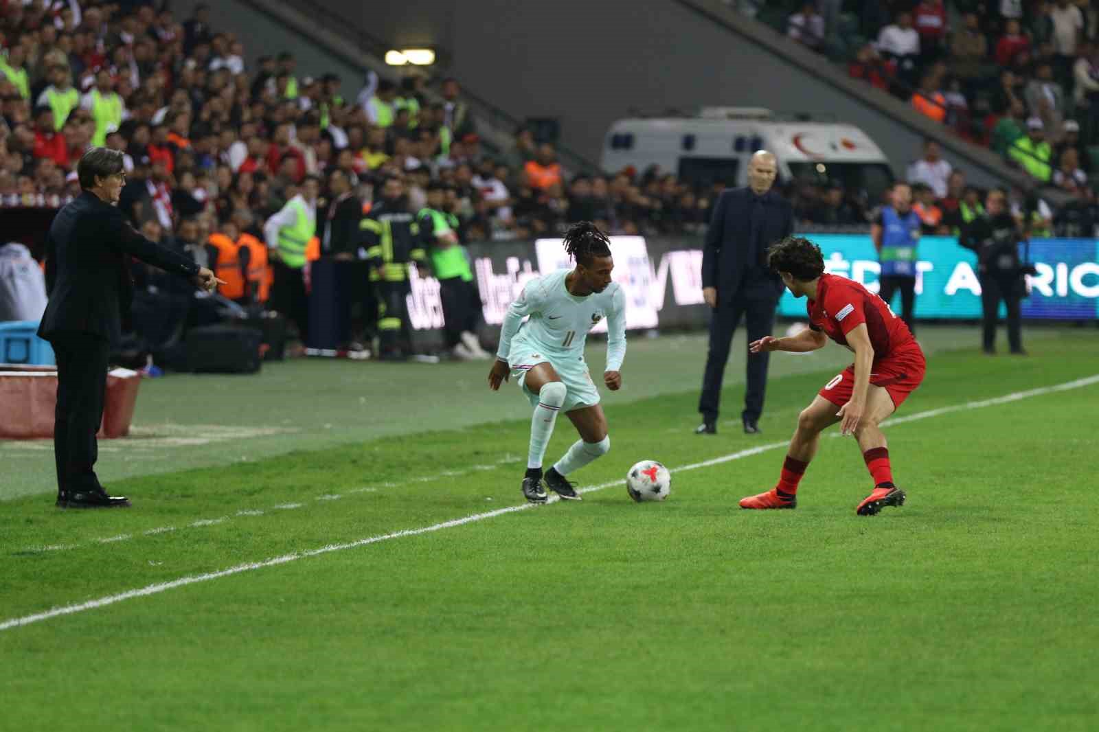 UEFA Uluslar Ligi: Türkiye: 0 - Fransa: 0 (Maç devam ediyor)