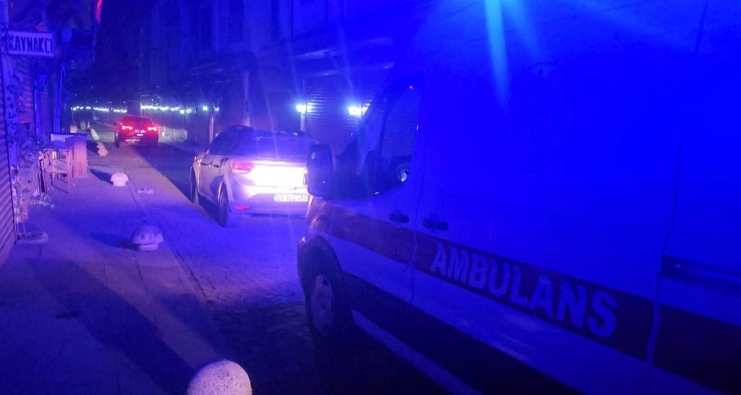 Elazığ’da bıçaklı kavga: 2 yaralı