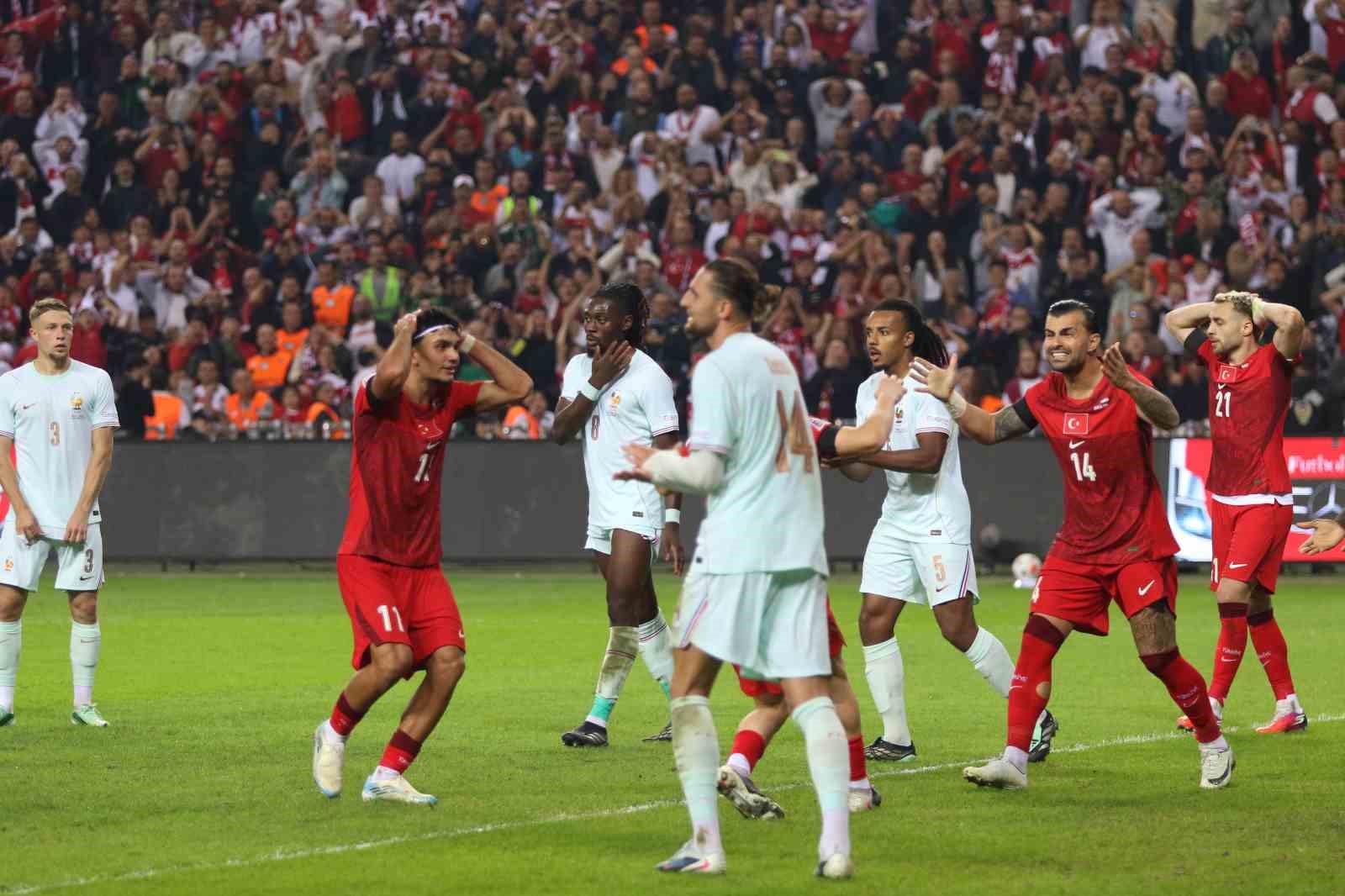 UEFA Uluslar Ligi: Türkiye: 0 - Fransa: 1 (Maç sonucu)