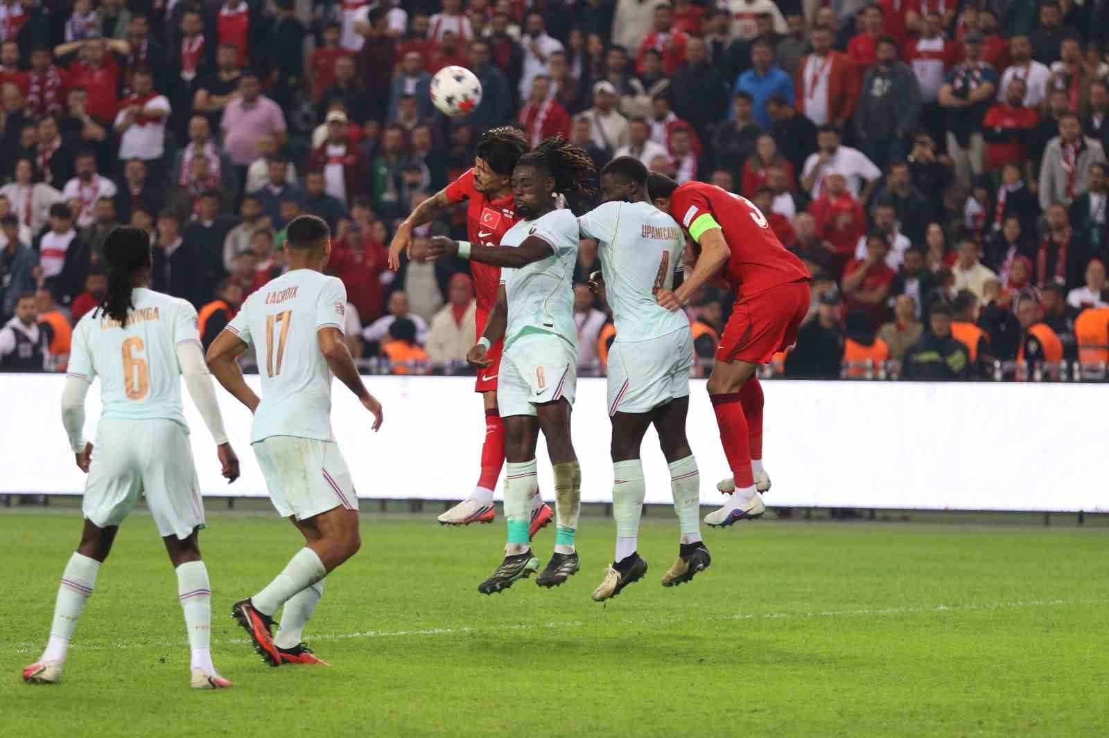UEFA Uluslar Ligi: Türkiye: 0 - Fransa: 1 (Maç sonucu)