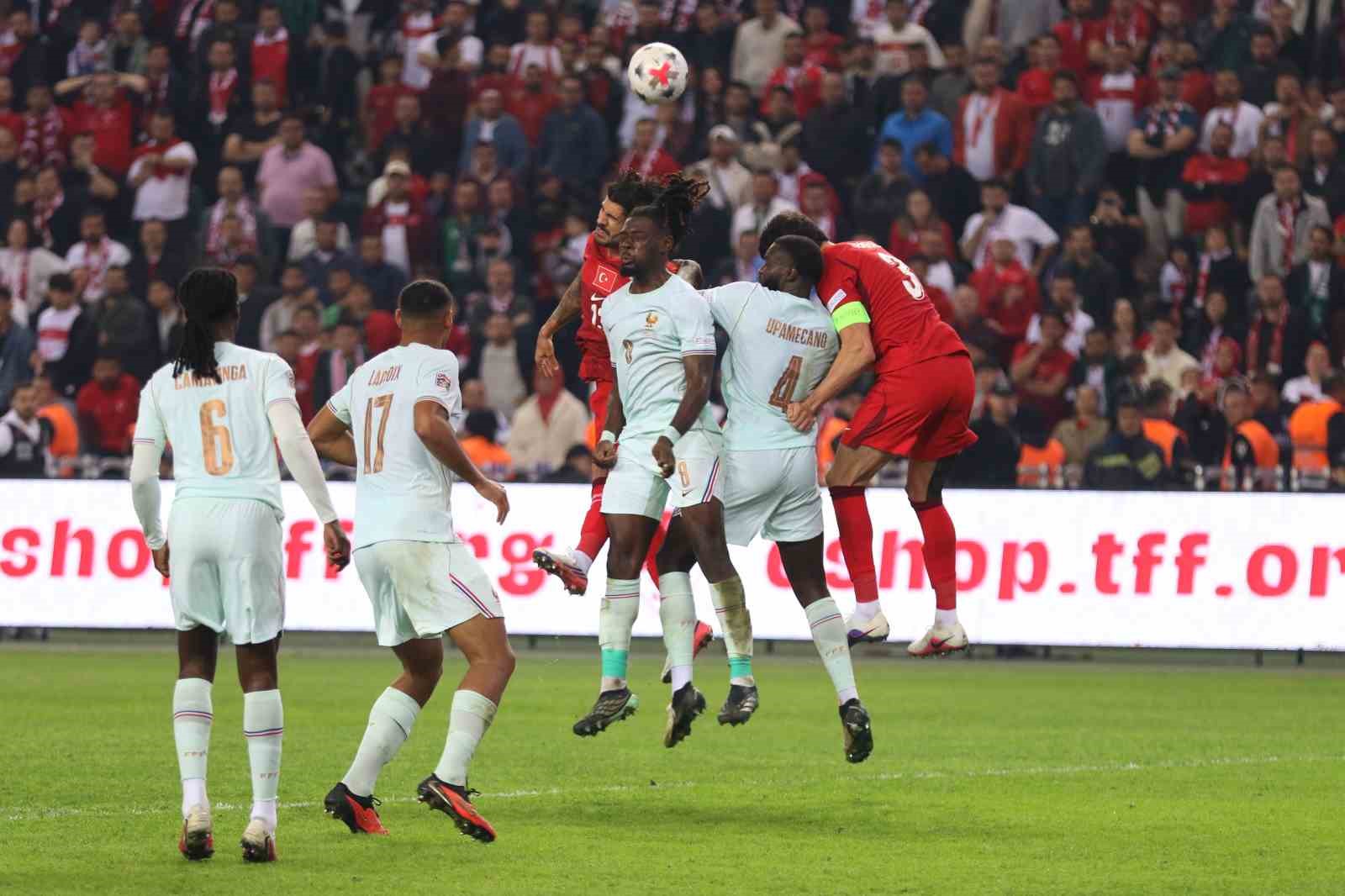 UEFA Uluslar Ligi: Türkiye: 0 - Fransa: 1 (Maç sonucu)