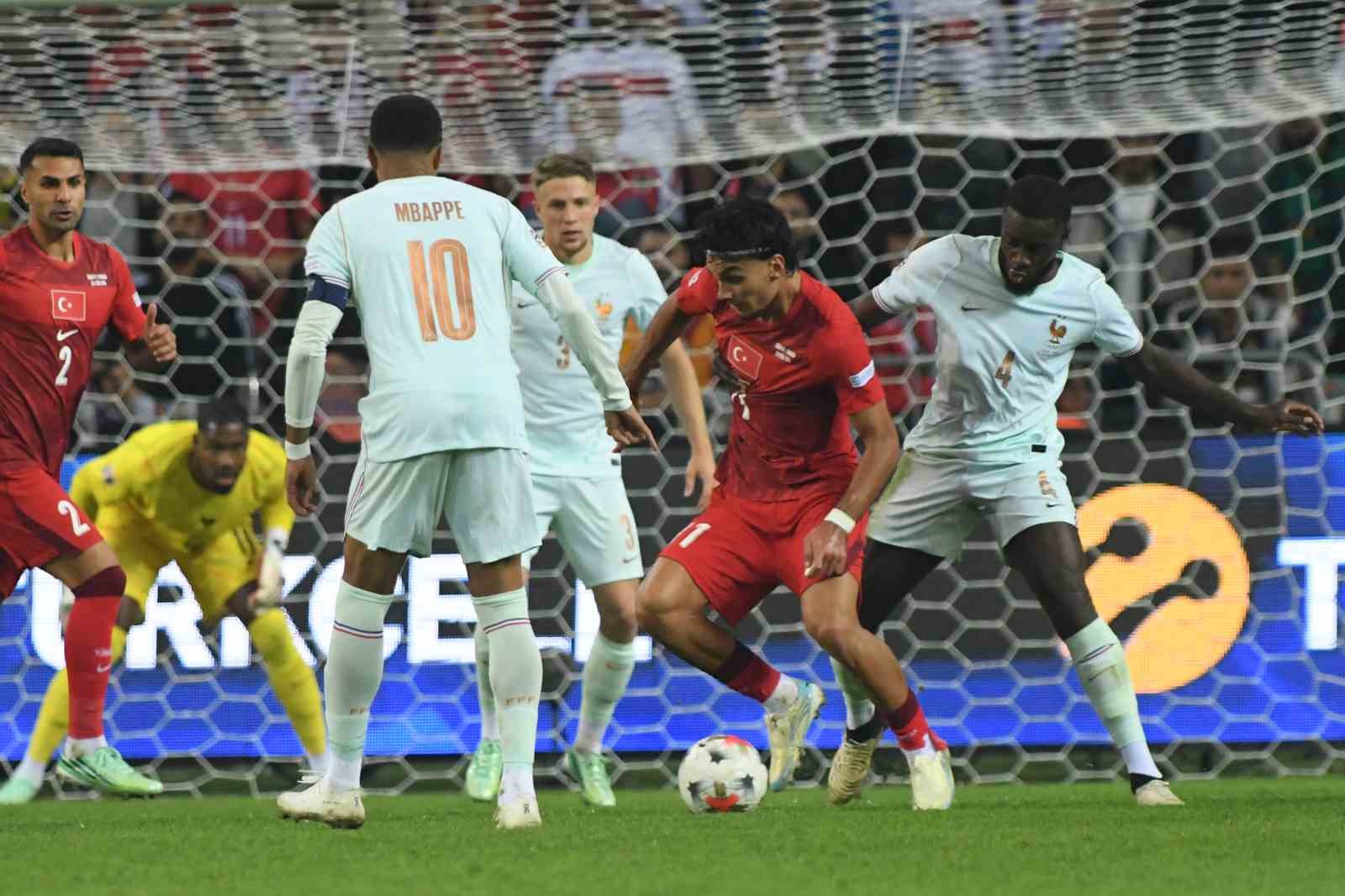 UEFA Uluslar Ligi: Türkiye: 0 - Fransa: 1 (Maç sonucu)