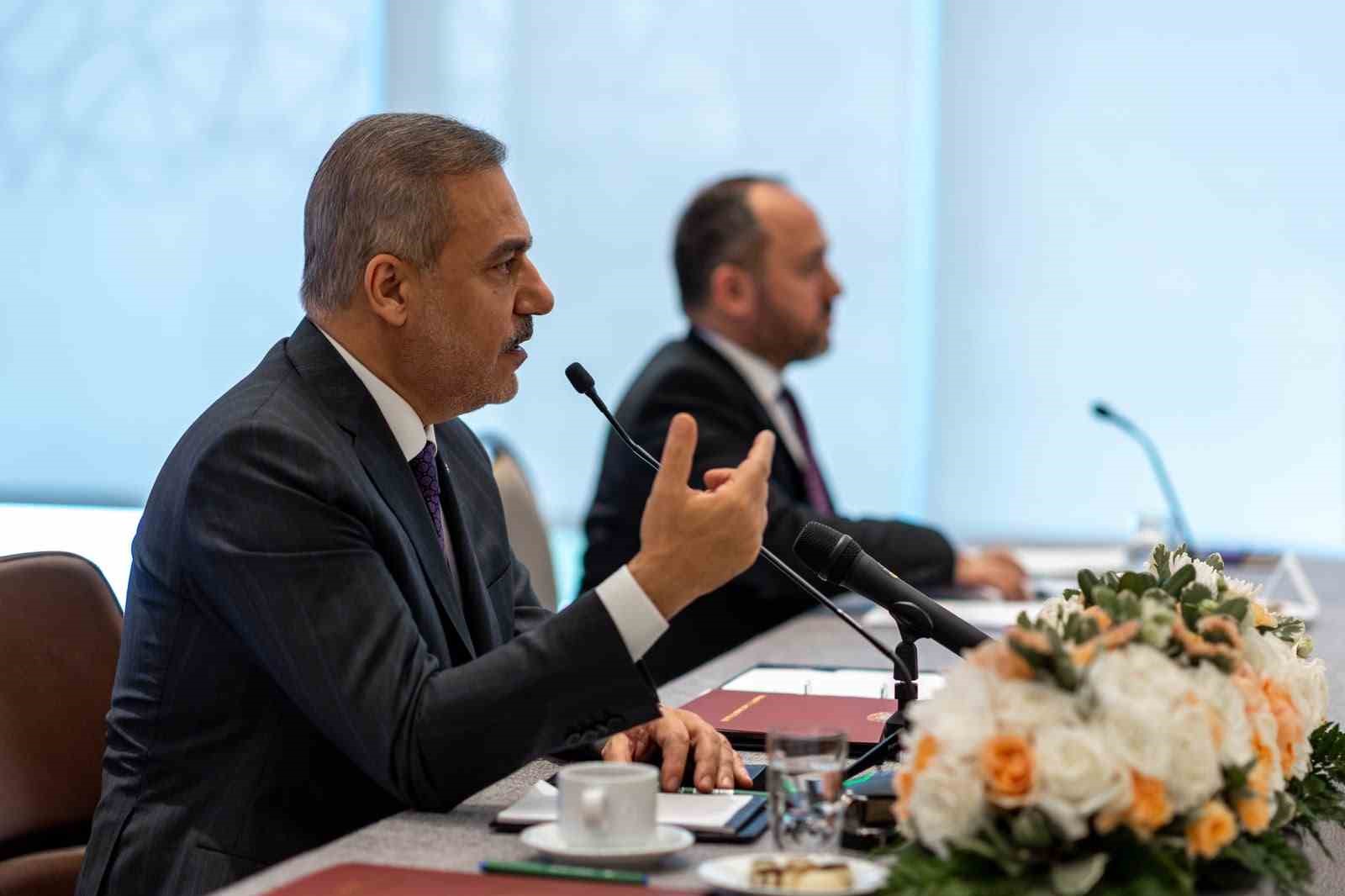 Bakan Fidan, ABD’li düşünce kuruluşlarından temsilcilerin ve akademisyenlerin sorularını yanıtladı