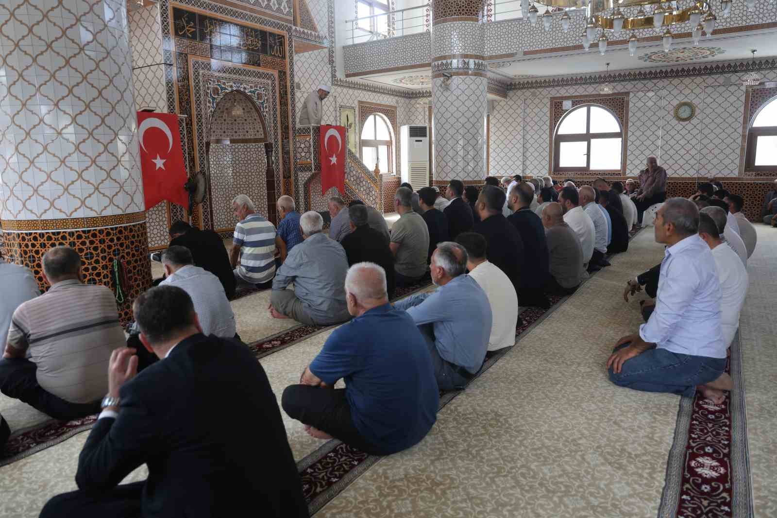 Asrın felaketinin ardından Hatay’da inşa edilen 135’inci cami ibadete açıldı