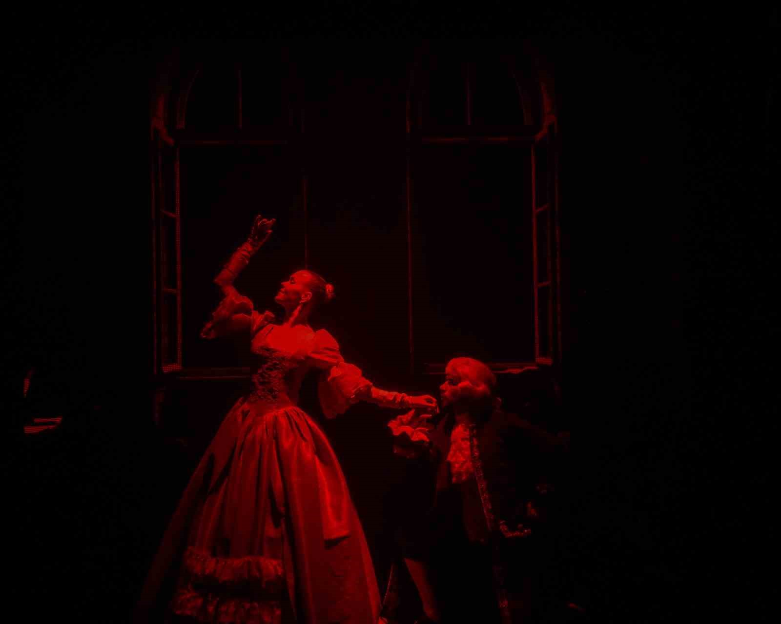 Mozart yüzyıllar sonra hologram teknolojisiyle Beyoğlu’nda sahneye çıkıyor