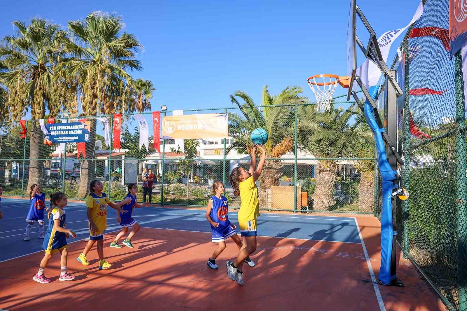 Turgutreis’te basketbol şöleni başladı